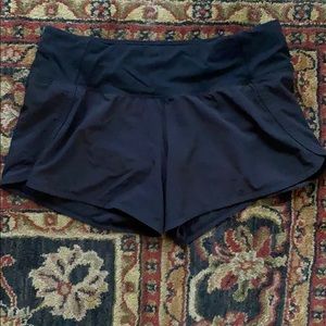 Lululemon Speed Up Shorts Size 6